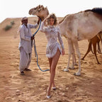 Damen Glamouröses Pailletten-Kleid mit transparenten Akzenten und Fransen R&B