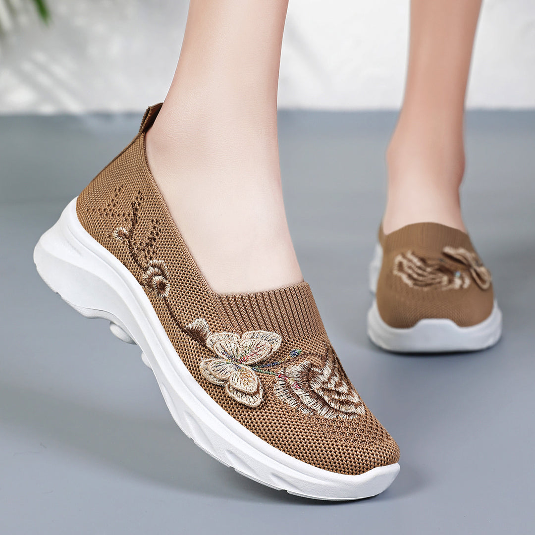 Damen Slip-On Sneakers mit floralem Stickdesign und rutschfester Sohle R&B