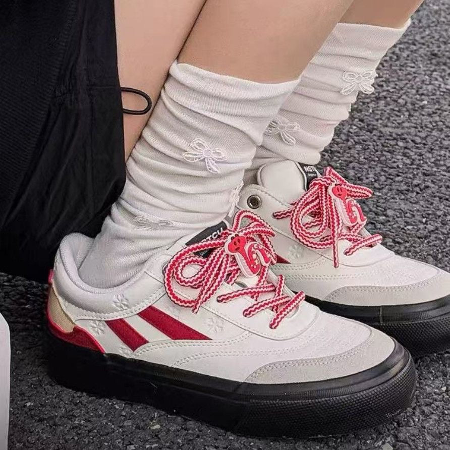 Damen Sneaker im modernen Stil mit lässigem Design und atmungsaktiver Oberfläche R&B