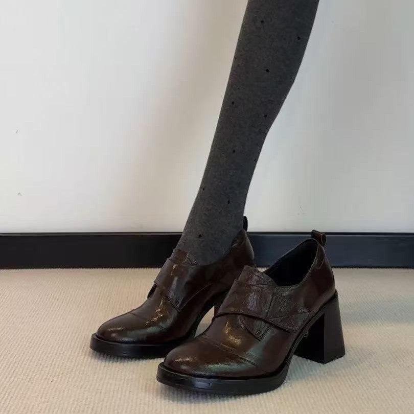 Damen modische Halbschuhe mit breitem Klettverschluss R&B