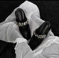 Damen Elegante Mules mit dekorativem Riemen und modischen Metallakzenten