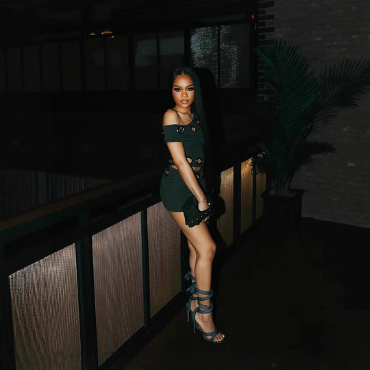 Damen Asymmetrischer Body mit dekorativen Ösen R&B