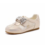 Damen modische Slip-On Sneakers mit funkelndem Schmuckdetail R&B