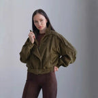 Damen Stilvolle Kurzjacke mit Gürtel und asymmetrischem Schnitt R&B