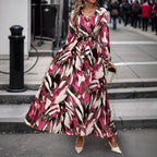 Damen Maxi-Kleid mit eleganter Taillierung und voluminösem Rock