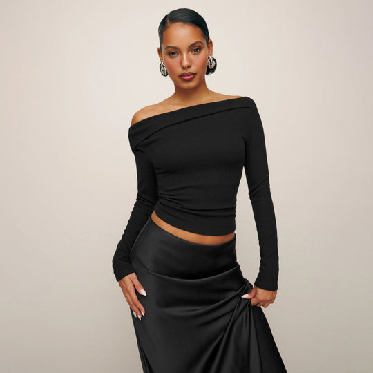 Damen Elegantes Langarmoberteil mit schrägem Ausschnitt und figurbetontem Schnitt R&B