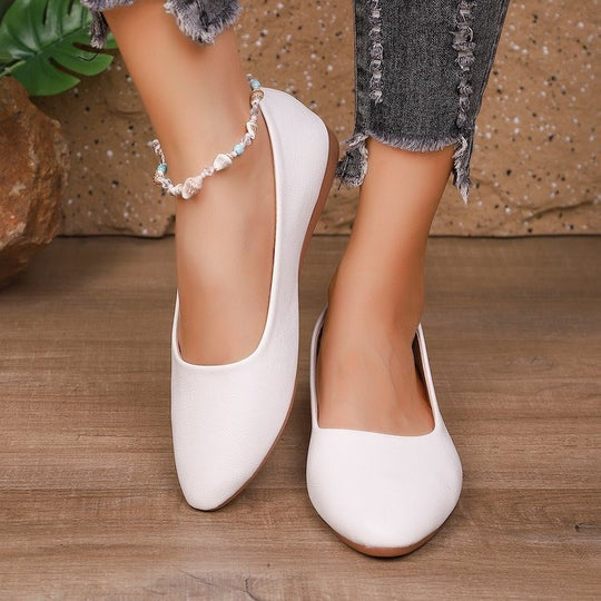Damen Ballerinas aus weichem Leder mit elegantem Schalen-Ausschnitt R&B
