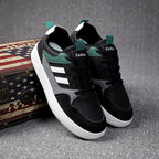 Damen Sneakers mit stabiler Gummisohle und atmungsaktivem Obermaterial R&B