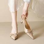 Damen Slingback-Pumps mit modischem Schleifendesign und elegantem Lackfinish