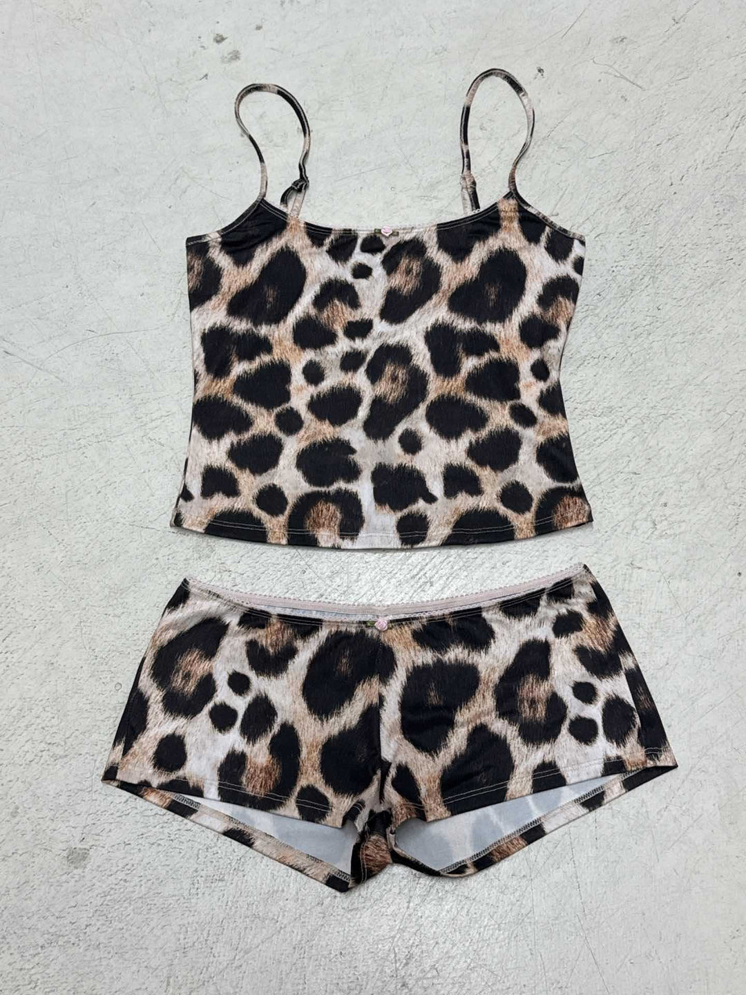Damen sportliches Set mit Leopardenmuster R&B