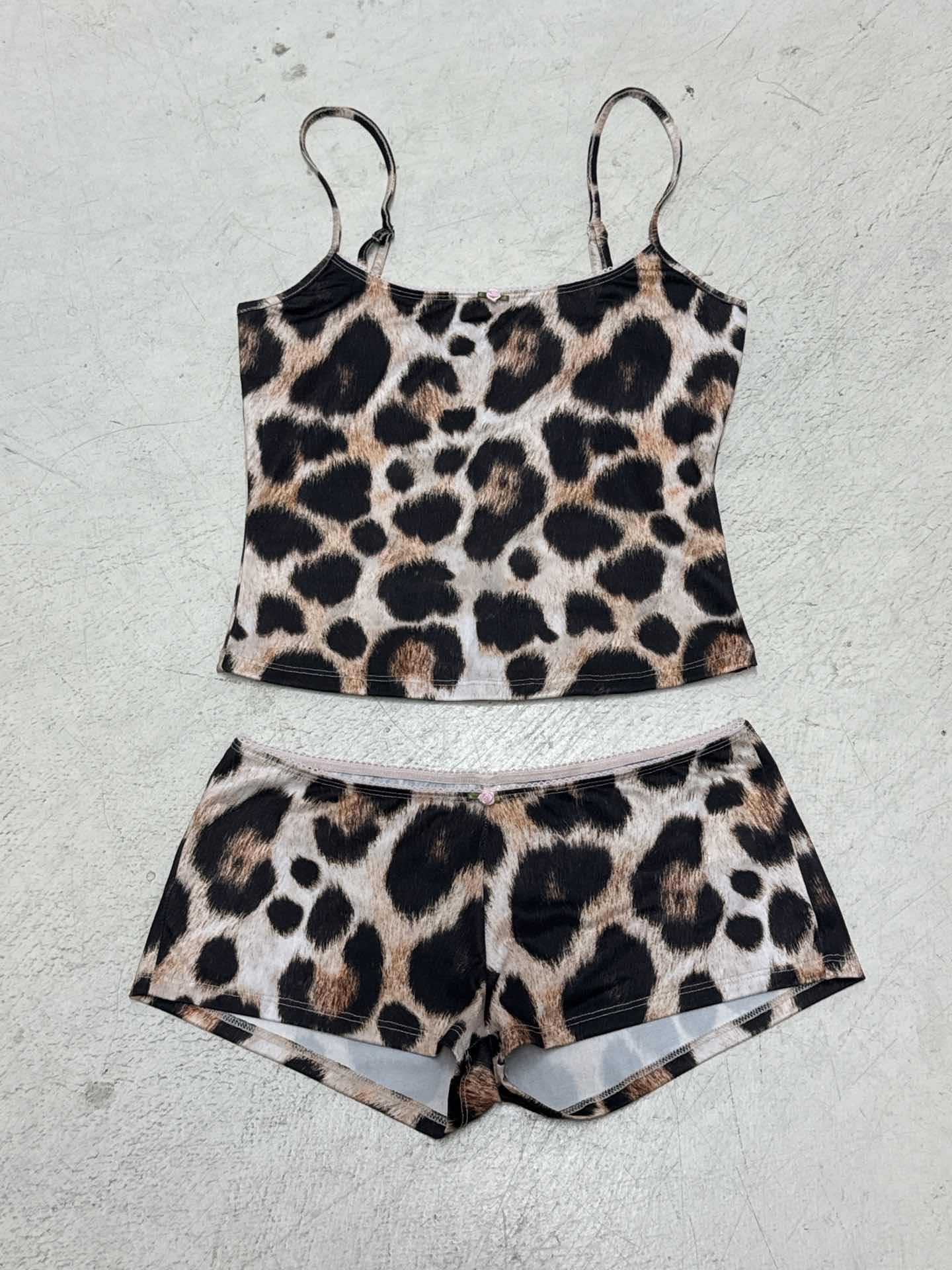 Damen sportliches Set mit Leopardenmuster R&B