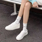 Damen Sportliche Casual-Sneaker mit glänzender Oberfläche R&B