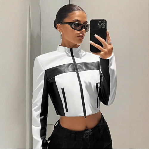 Damen Sportliche cropped Jacke aus Kunstleder mit Kontrastdetails R&B
