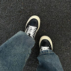 Damen modische Sneakers mit hochwertiger Leder-Oberfläche und dämpfender Sohle R&B