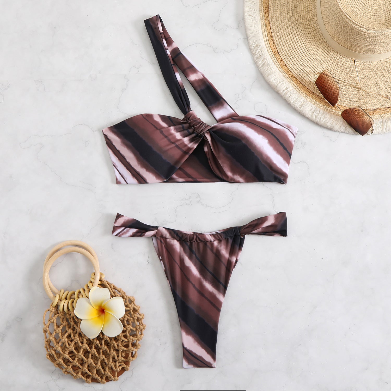Damen Bandeau-Bikini mit asymmetrischen Trägern und modischen Wickeldetails R&B