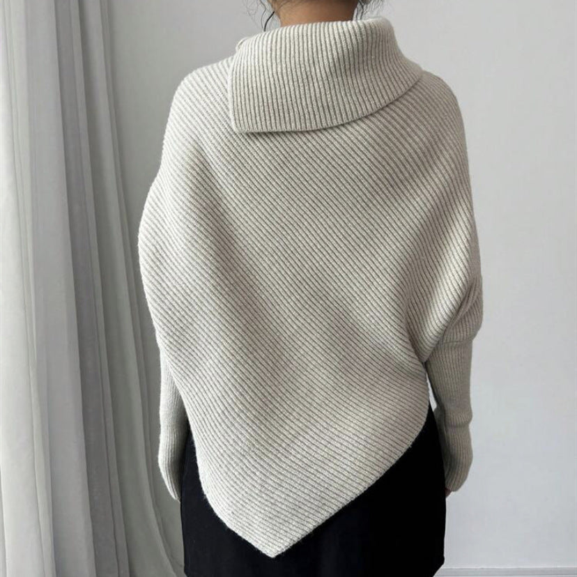 Damen Oversized Strickpullover mit hohem Kragen und asymmetrischer Form