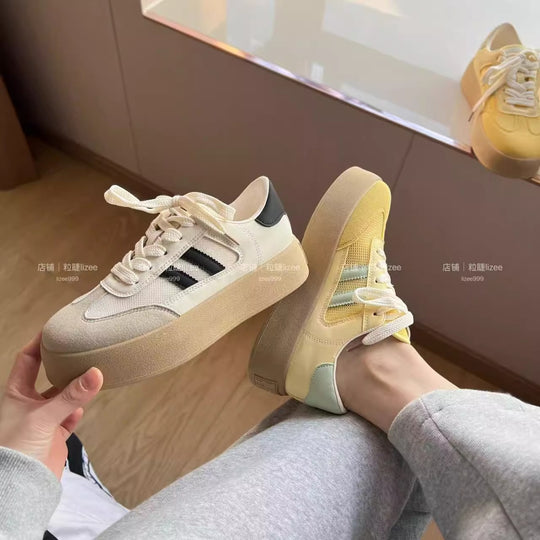 Damen Plateau-Sneaker mit atmungsaktiver Konstruktion und modischen Akzenten R&B