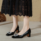 Damen Elegante Schuhe mit zeitlosen Schmuckakzenten