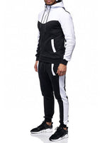 Herren Sportanzug mit Kapuze und seitlichen Taschen