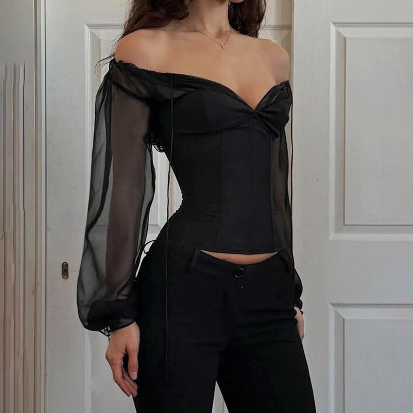 Damen elegantes Oberteil mit transparenten Ärmeln und schmaler Silhouette R&B