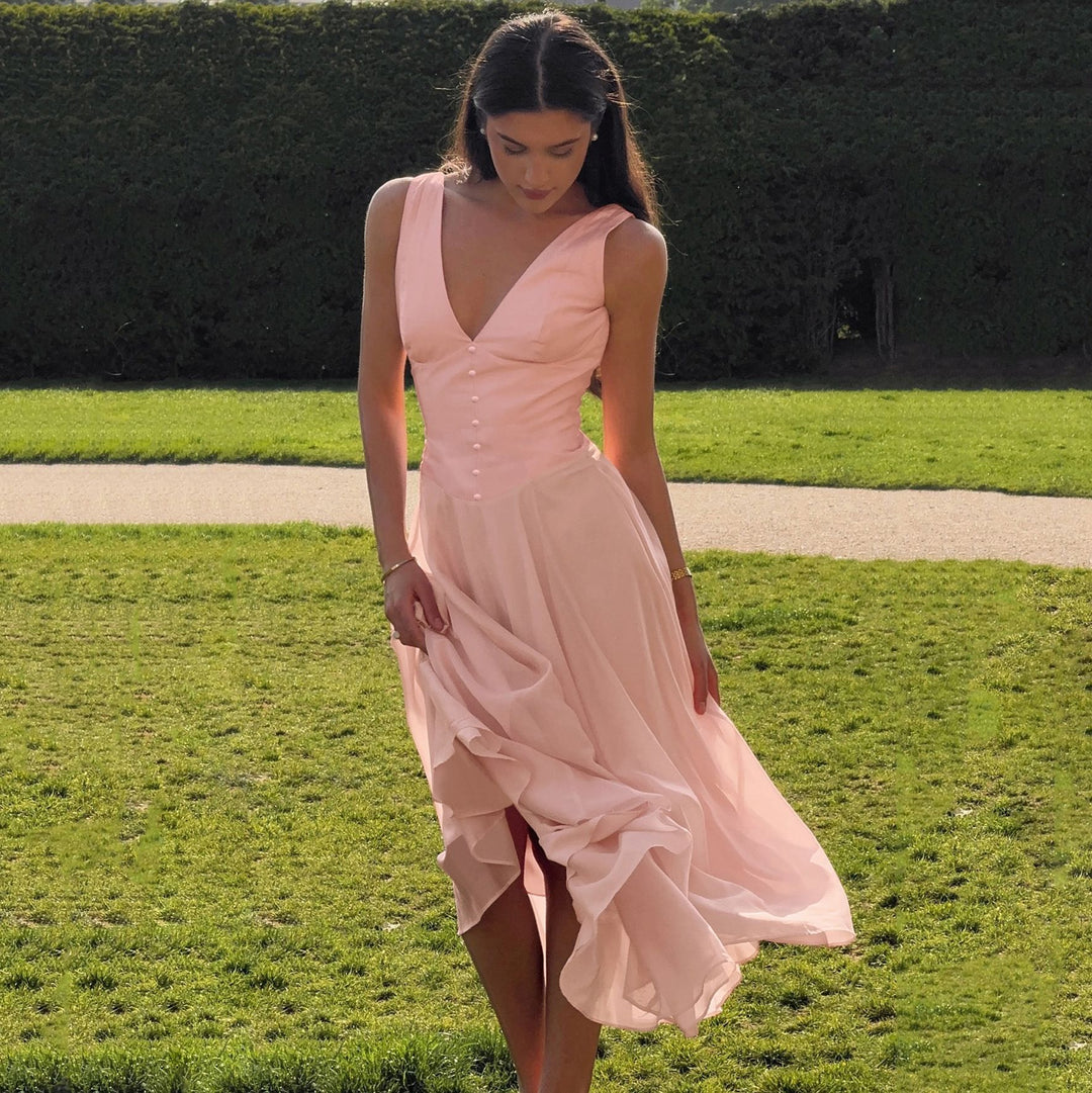 Damen Fließendes Midikleid mit dezentem Knopfdesign R&B