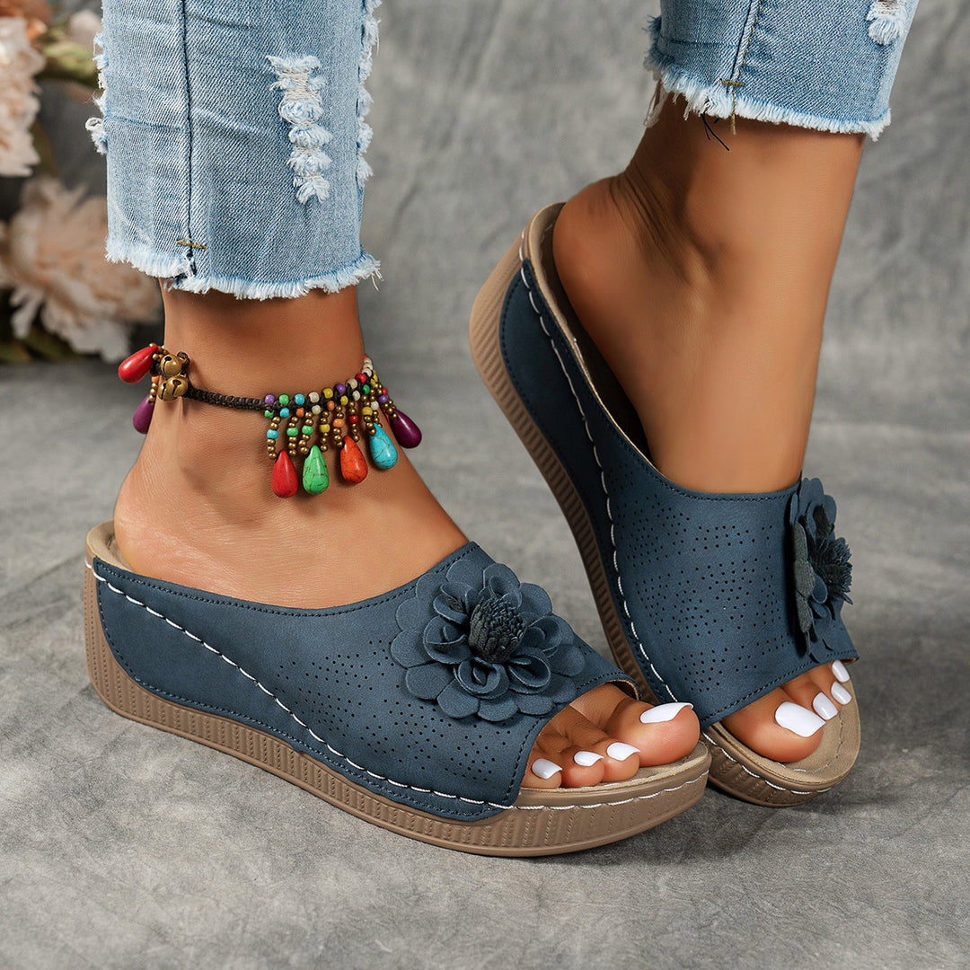 Damen Wedge-Sandaletten mit floralen Akzenten und komfortablem Fußbett R&B