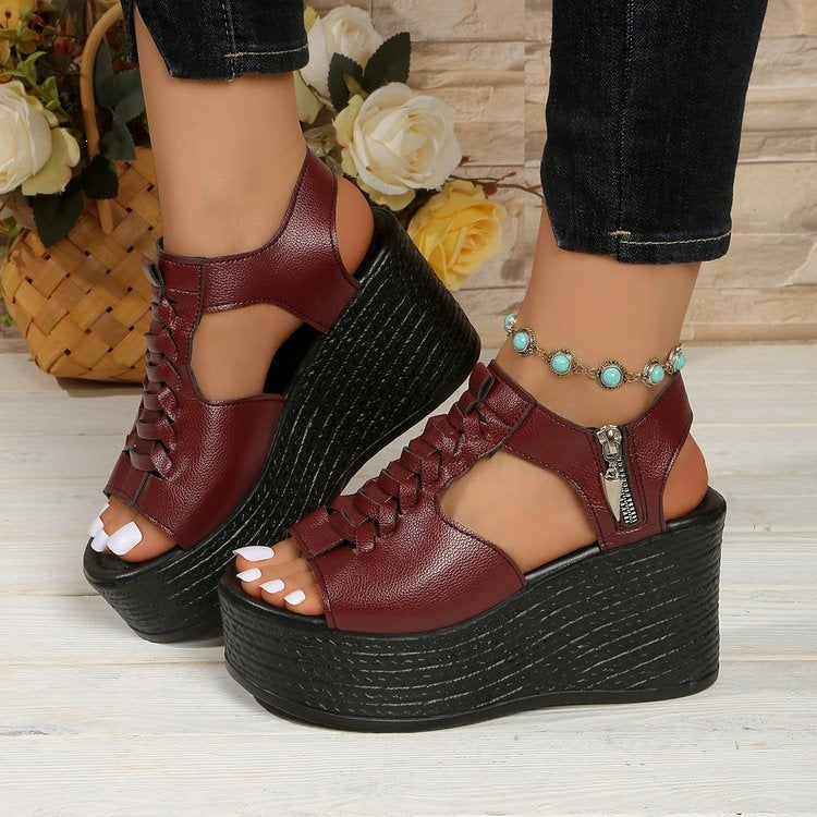 Damen Wedge-Sandaletten mit raffiniertem Gurt-Design R&B