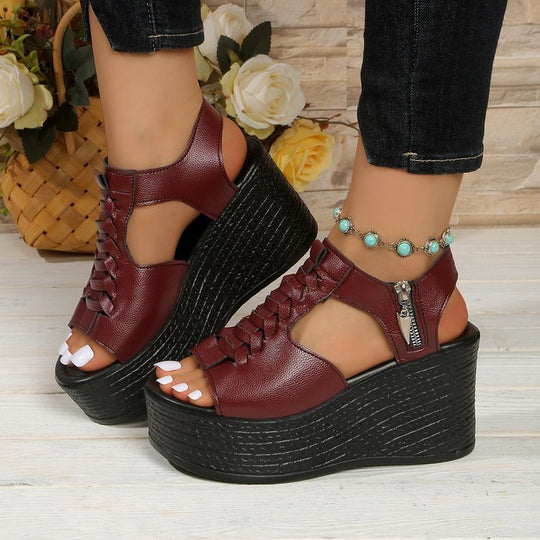 Damen Wedge-Sandaletten mit raffiniertem Gurt-Design R&B