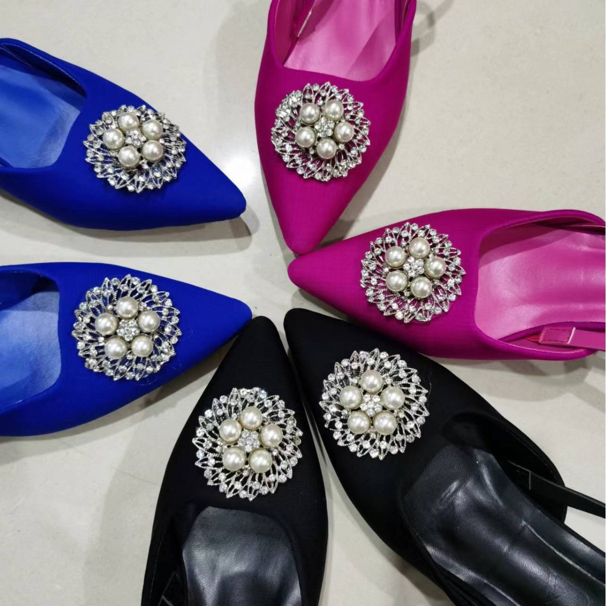 Damen Sling-Pumps mit eleganter Brosche R&B