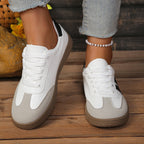 Damen Sportliche Sneakers mit komfortabler Sohle und trendigen Details R&B