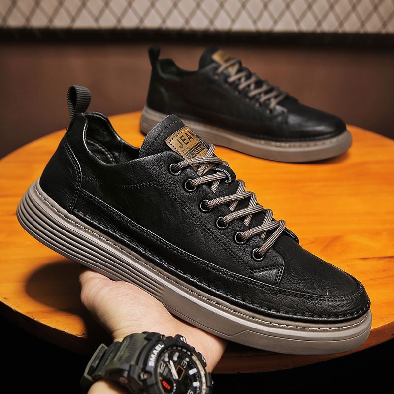 Damen Elegante Sneaker aus robustem Kunstleder mit atmungsaktiver Sohle R&B