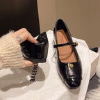Damen Ballerina-Schuhe mit elegantem Riemchen und geschmackvollem Schmuckdetail