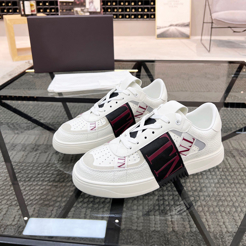 Damen Modische Sneakers mit trendigem Logo-Detail und atmungsaktiver Oberflächenstruktur R&B
