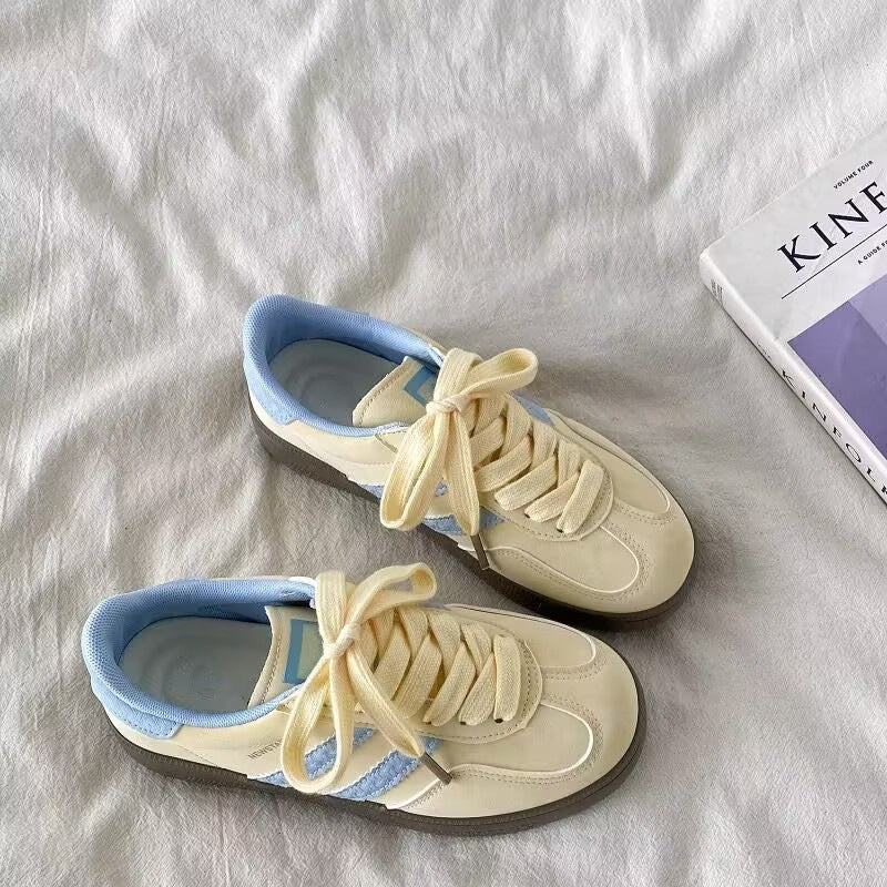 Damen Sneakers mit weichem Obermaterial und verstärkter Sohle R&B