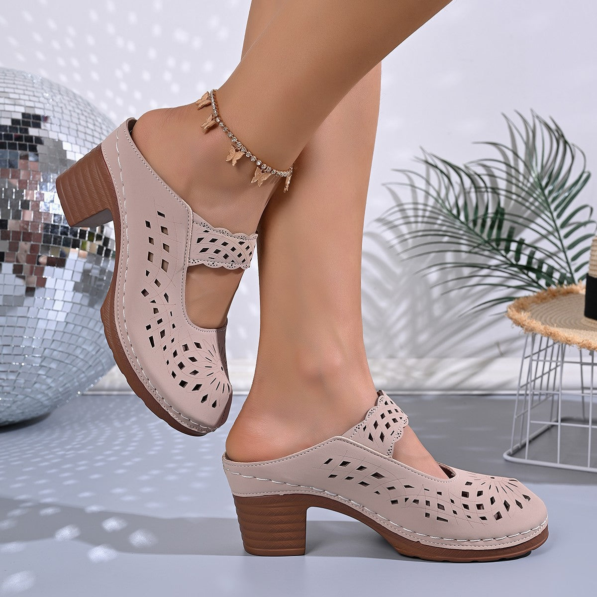 Damen modische Plateau-Pantoletten mit elegantem Cut-Out-Design und rutschfester Sohle R&B