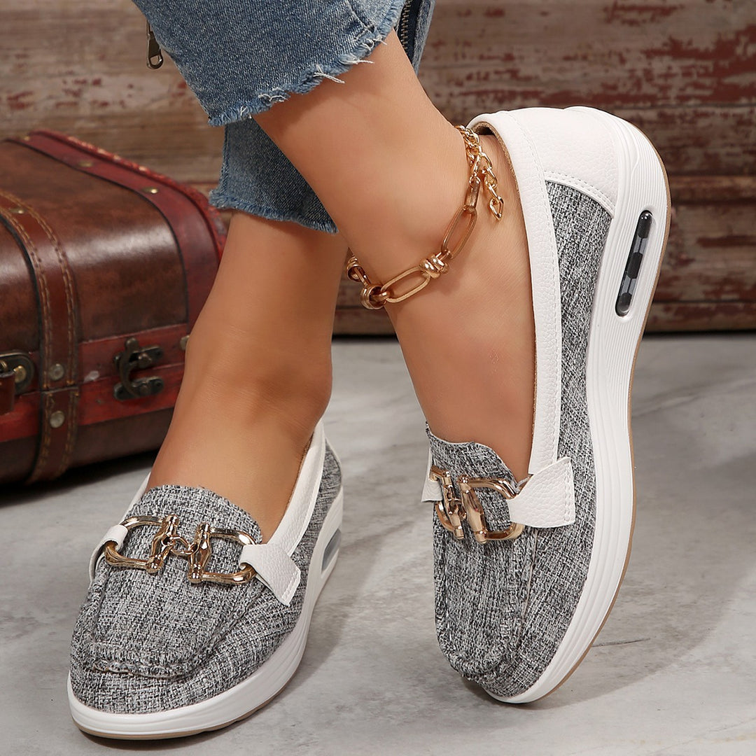 Damen Slip-On Sneaker mit modischem Metallakzent R&B
