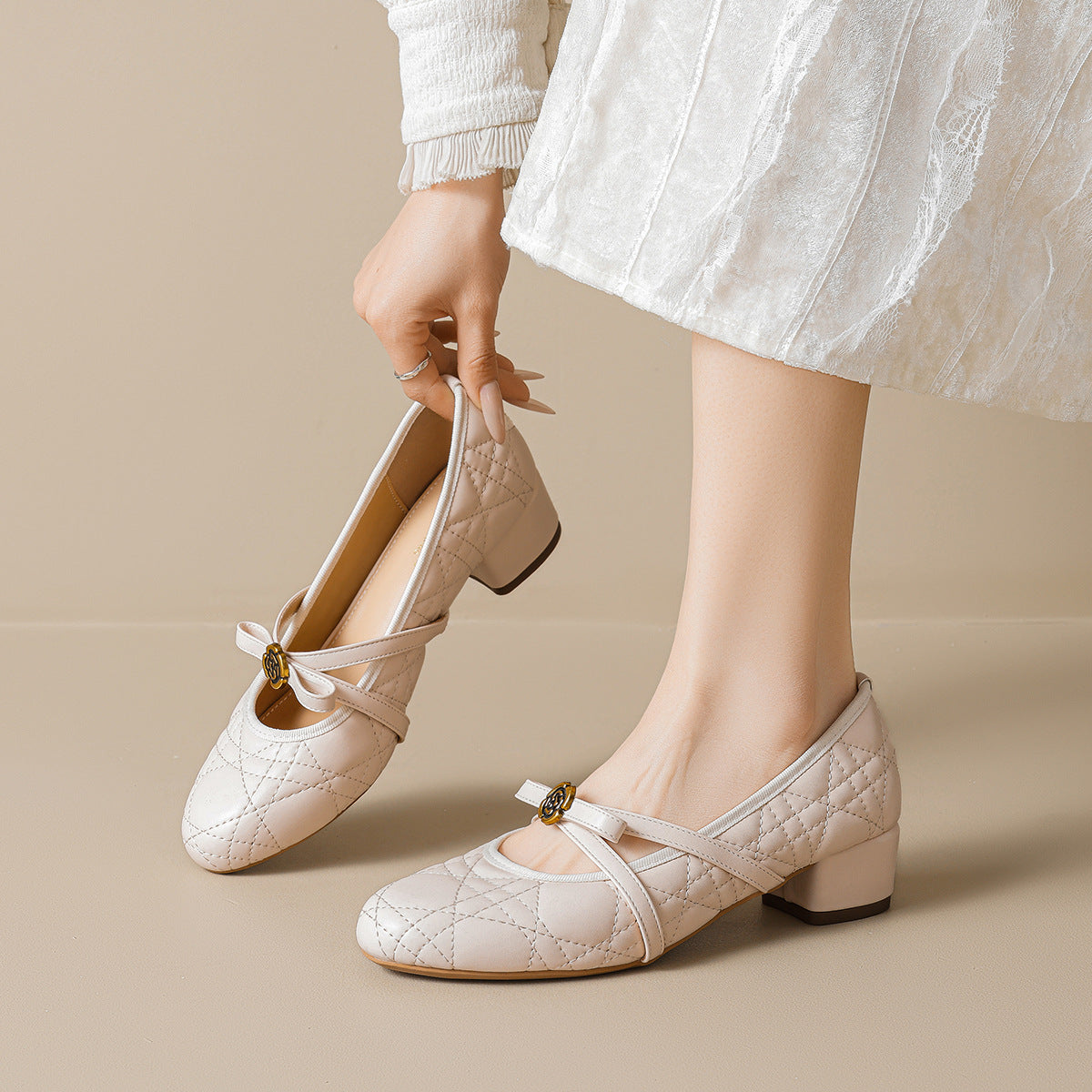 Damen Ballerinas mit dekorativer Schnallenapplikation und komfortablem Blockabsatz