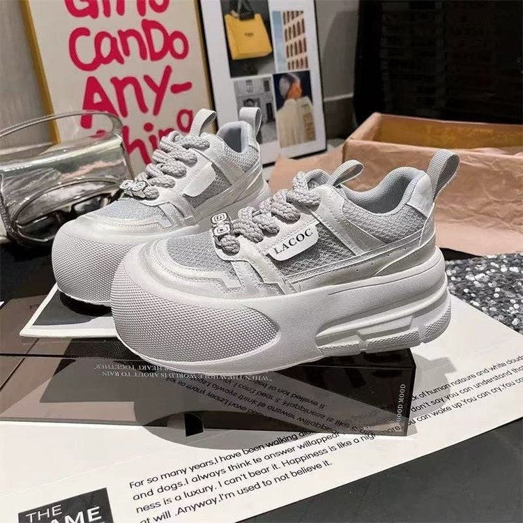 Damen Sportliche Chunky Sneaker mit innovativem Sohlenprofil und atmungsaktiver Mesh-Oberfläche R&B