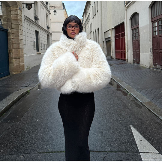 Damen Flauschige Kurzjacke mit voluminösen Ärmeln R&B