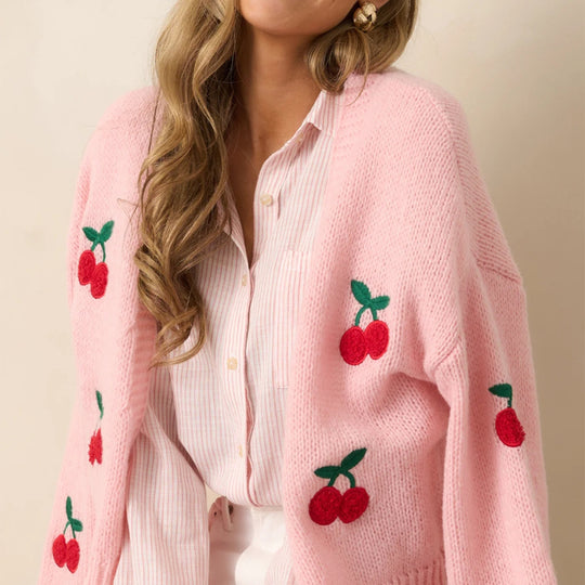Damen kuschelige Strickjacke mit kirschmotivierten Applikationen R&B
