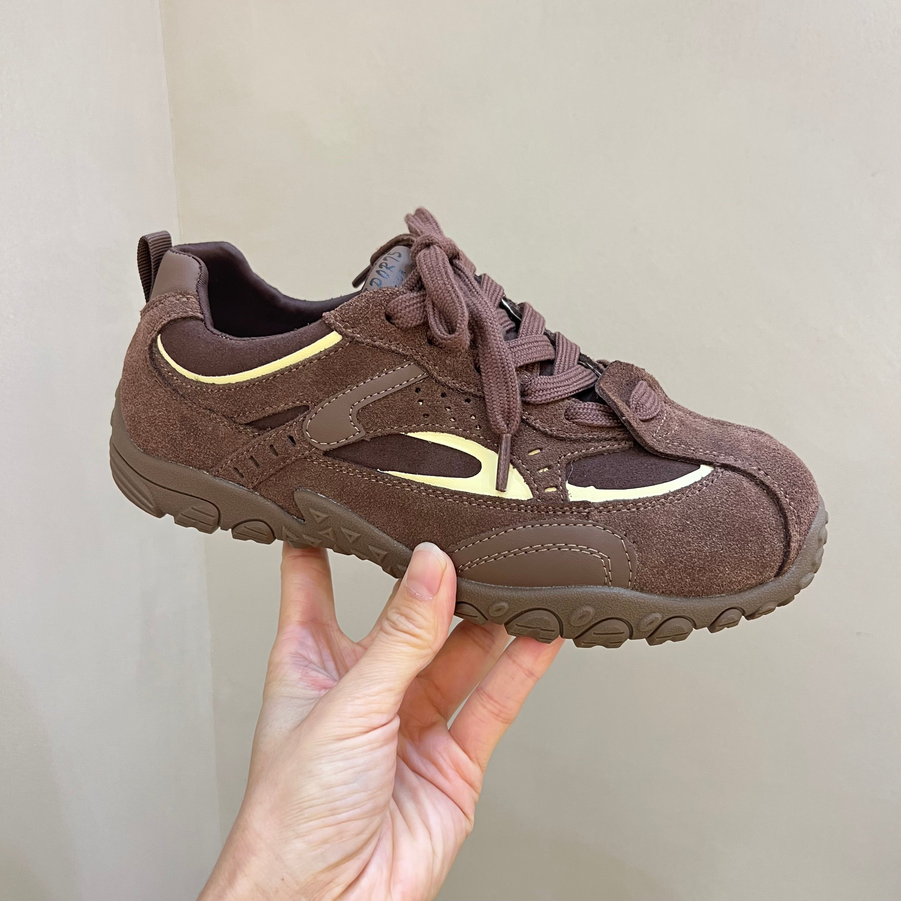 Damen Sportliche Wildledersneaker mit atmungsaktivem Mesh-Einsatz R&B