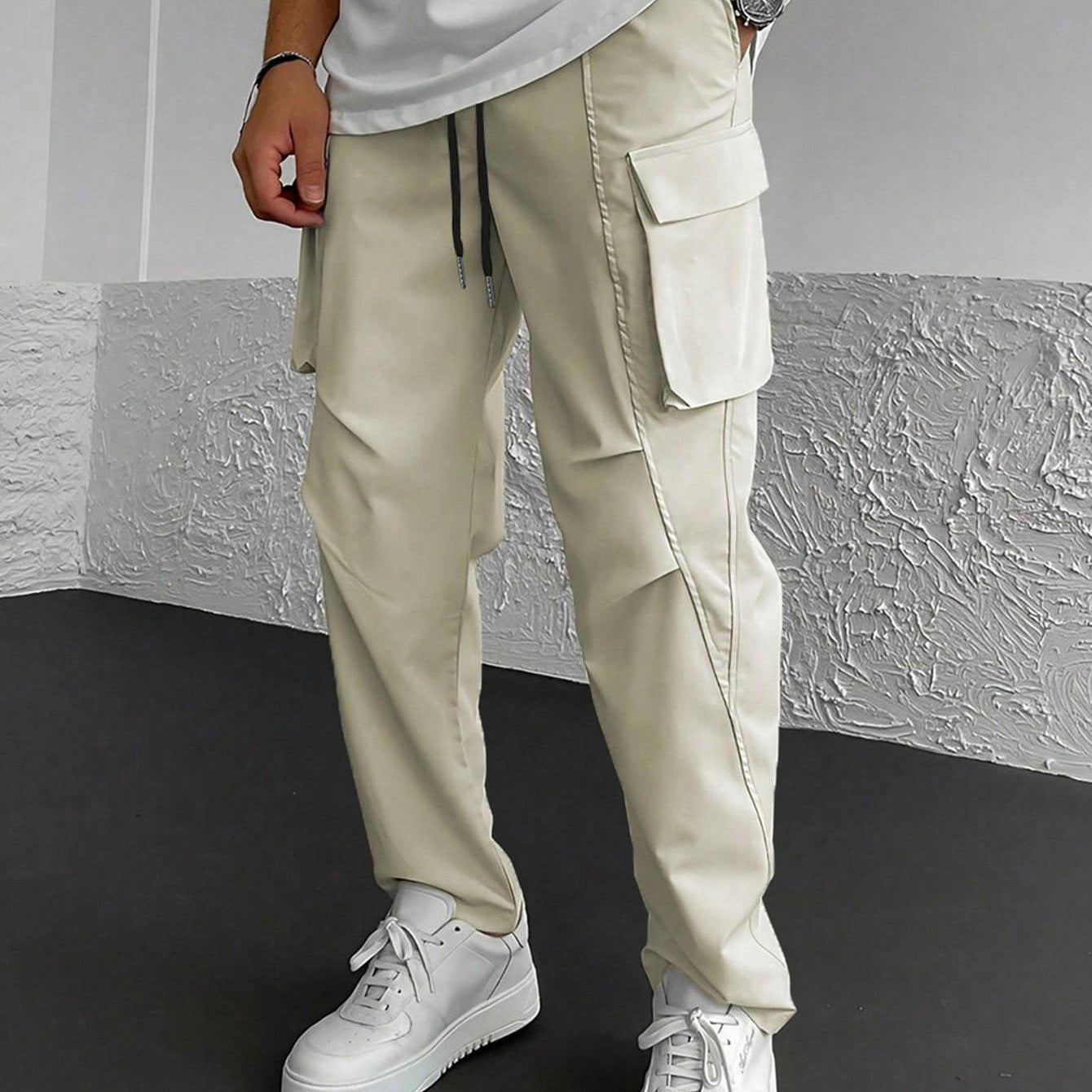Herren Cargo-Hose mit multifunktionalen Taschen und elastischem Bund