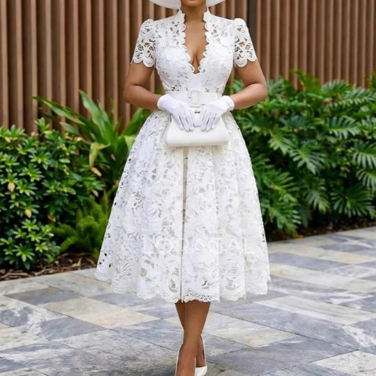 Damen Spitzen-Midi-Kleid mit elegantem V-Ausschnitt und Vintage-Rüschendetails R&B