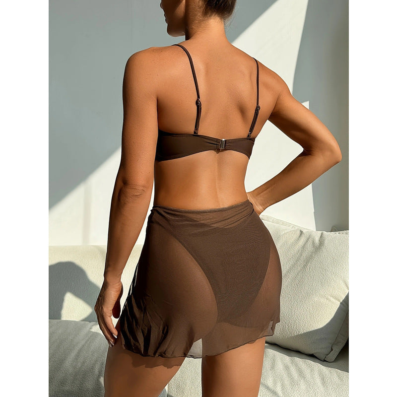 Damen Bikini-Set mit schickem Wickelrock und dekorativem Ringdetails R&B