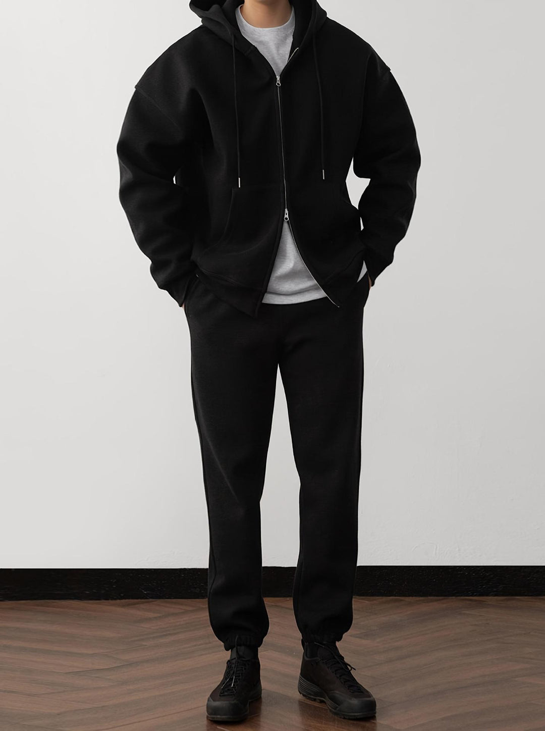 Herren bequeme Freizeitjacke mit passender Jogginghose R&B