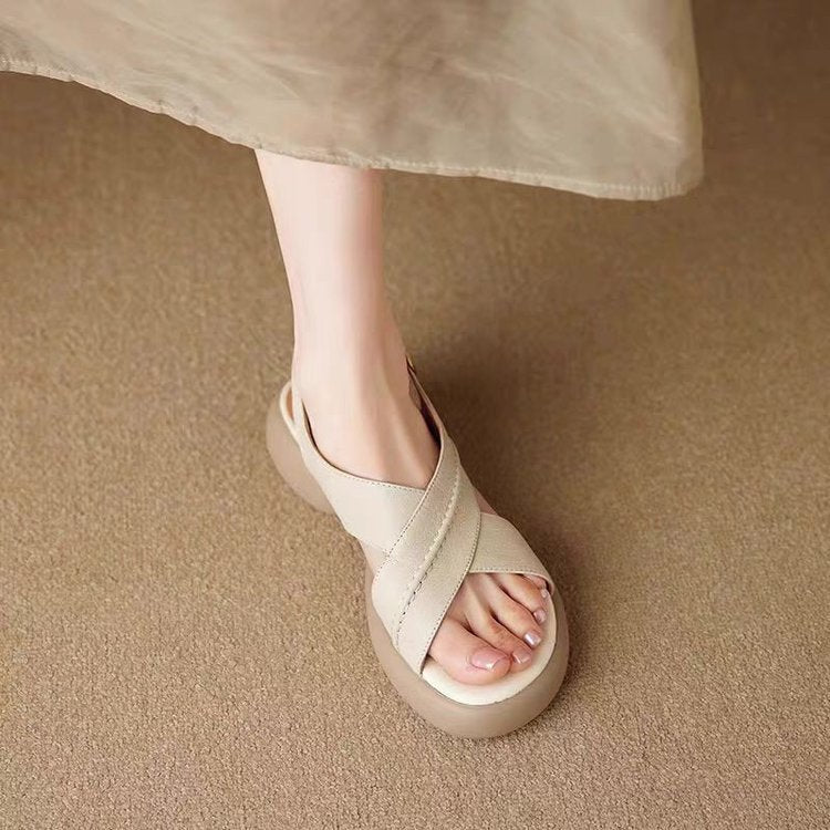 Damen Komfortable Plattform-Sandalen mit verstellbaren Riemen und anatomisch geformtem Fußbett R&B