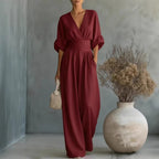 R&B | Eleganter Ärmelloser Jumpsuit mit Tiefem V-Ausschnitt, Taillenbund und Weitem Bein