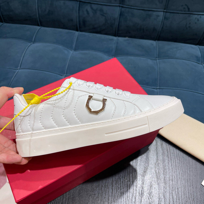Damen Bequeme Sneakers mit modischer Prägung R&B