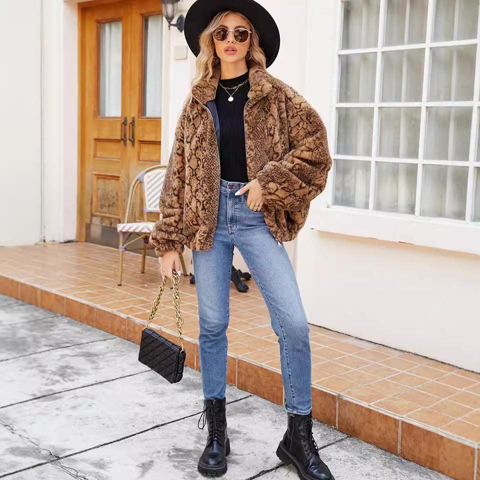 Damen Kuschelige Kunstpelzjacke im Schlangenlook R&B