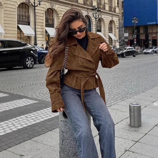 Damen Modische Wildlederjacke mit Gürtel und tailliertem Schnitt R&B